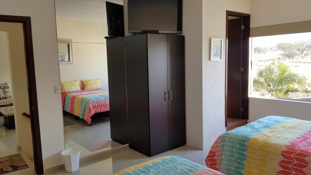 Suites Lagunas Colima Exteriör bild
